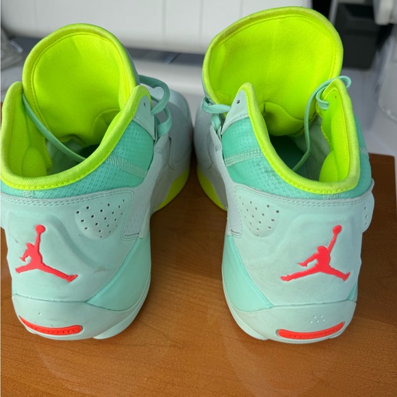 Nike Zoom Air Green and Yellow Athletic Shoes with Velcro Strap - Picture 8 of 8